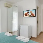 Angelina Hotel 2*