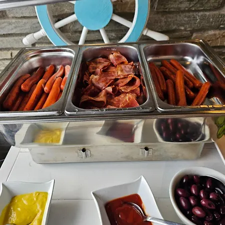 Angelina מלון אורמוס פנגיאס