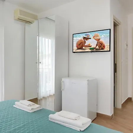 Angelina Hotel 2*