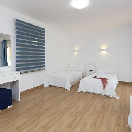 Hotel Angelina Ormos Panagias